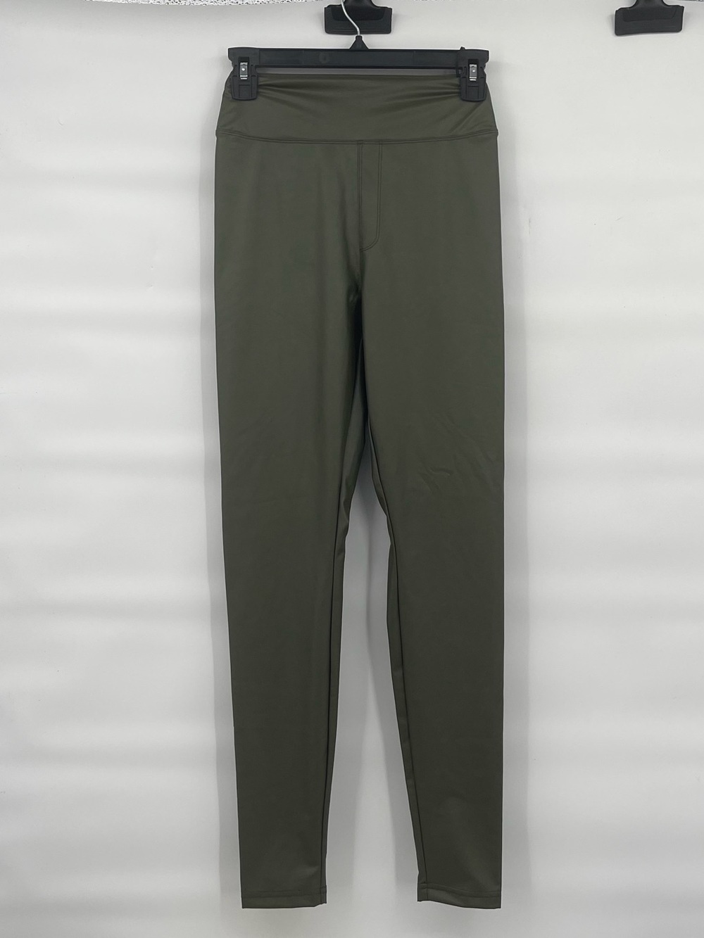 Aerie offline nwt green faux leather high rise leggings